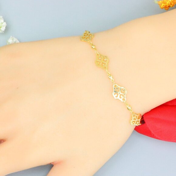 "Elegant & Trendy Bracelet, A Perfect Gift for Women, Thoughtful, EVCH1620 - Picture 6 of 10